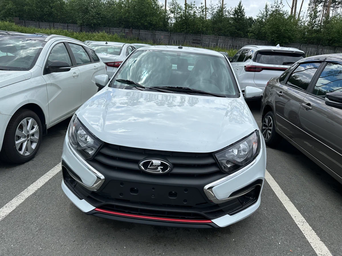 Lada Granta Sportline в Тюмень - фото №2