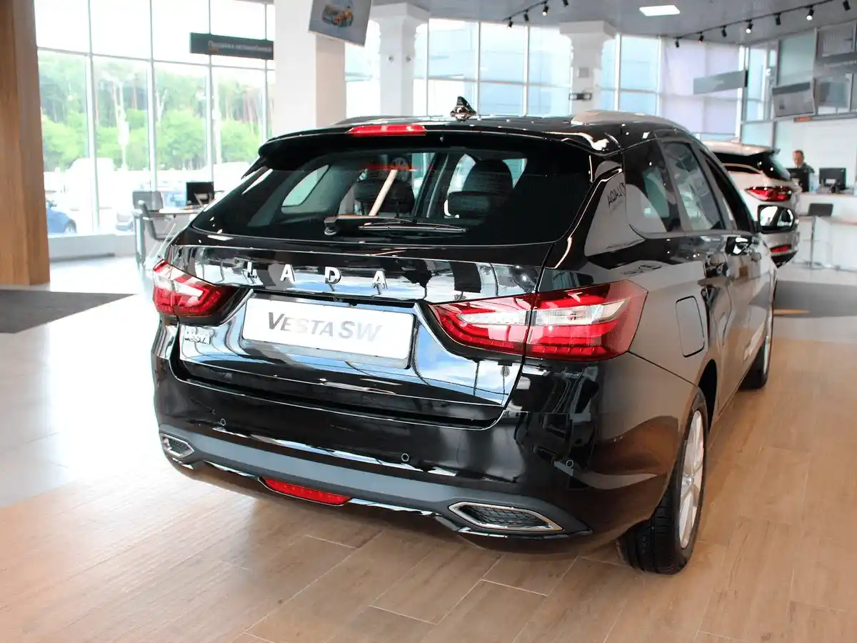 Lada Vesta SW в Тюмень - фото №4