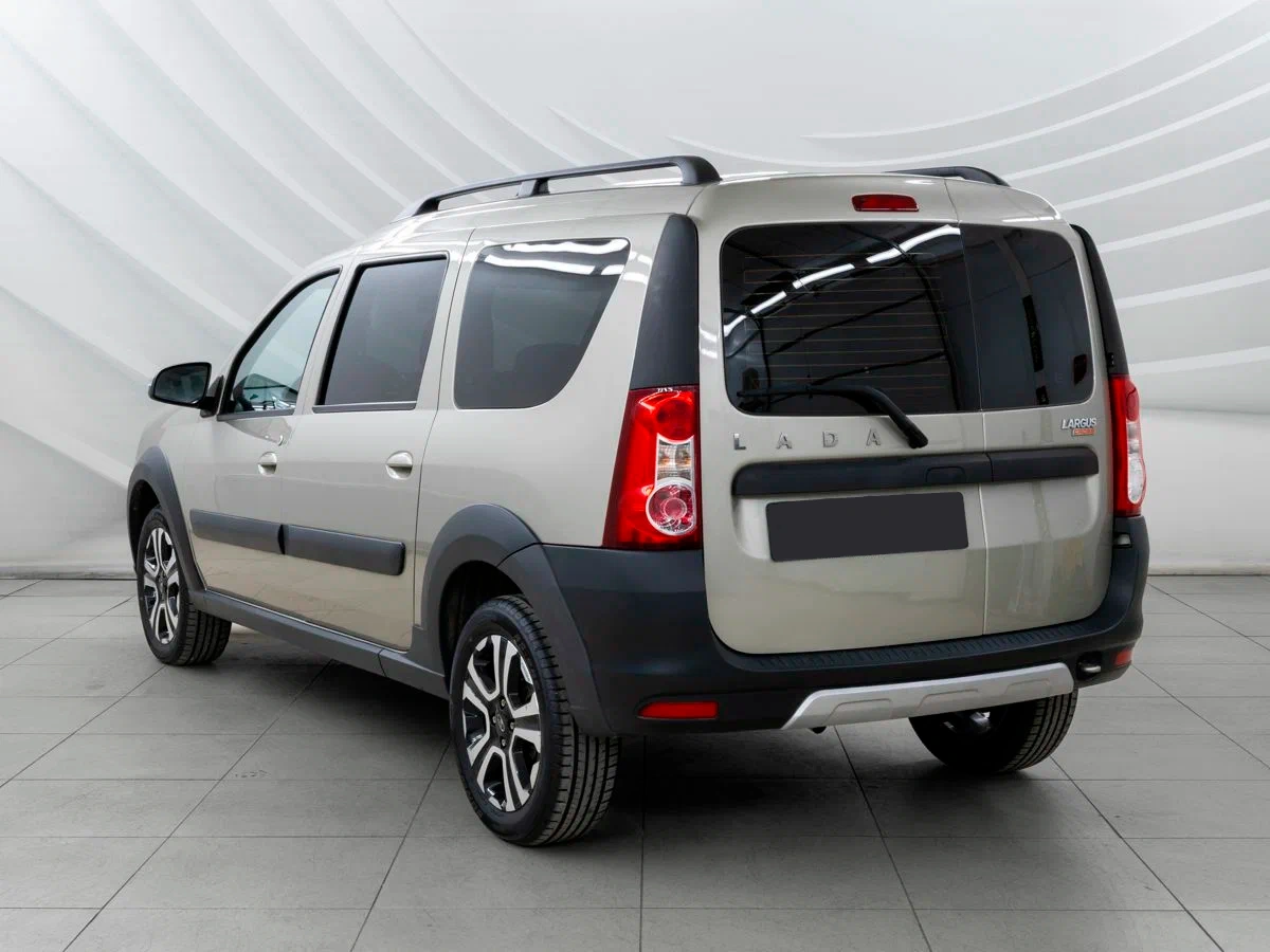 Lada Largus Cross в Тюмень - еще фото