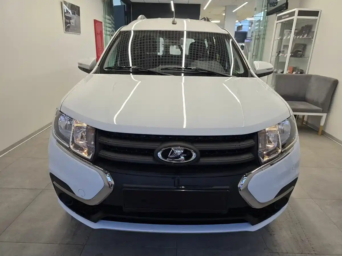 Lada Largus CNG в Тюмень - еще фото